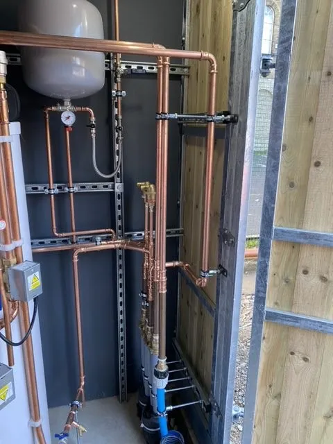 Kingston Hill Campus - installation detail 8